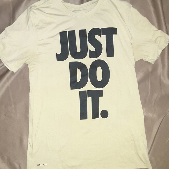 Just Do It Dri-Fit Tee - Picture 3 of 5